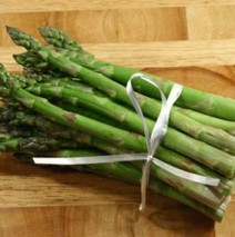Gli Asparagi e Pecorino – Spargel und Pecorino
