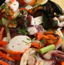 Salat mit Meeresfrüchten – Insalata ai frutti di mare