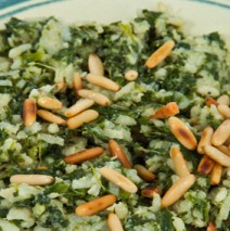 Risotto mit Pinienkernen und Kräutern