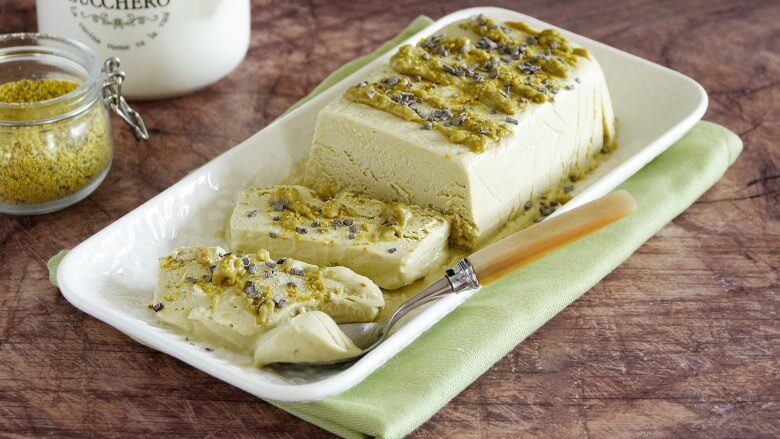 Italienische Desserts - Semifreddo al Pistacchio