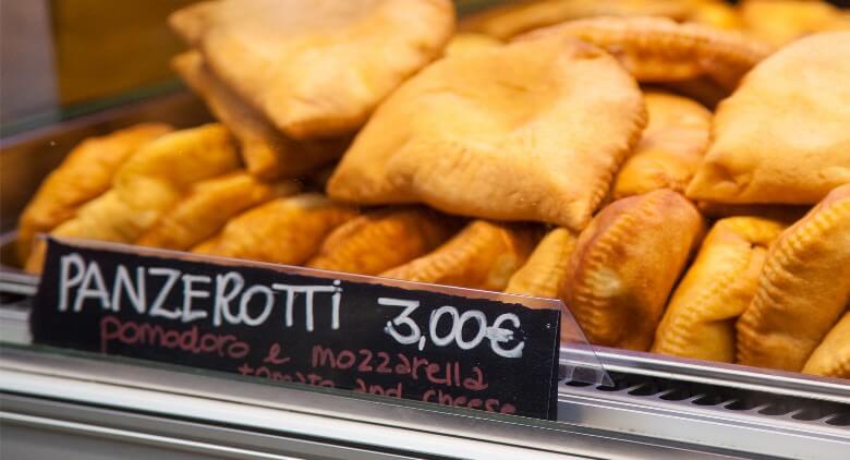Panzerotti in Italien essen