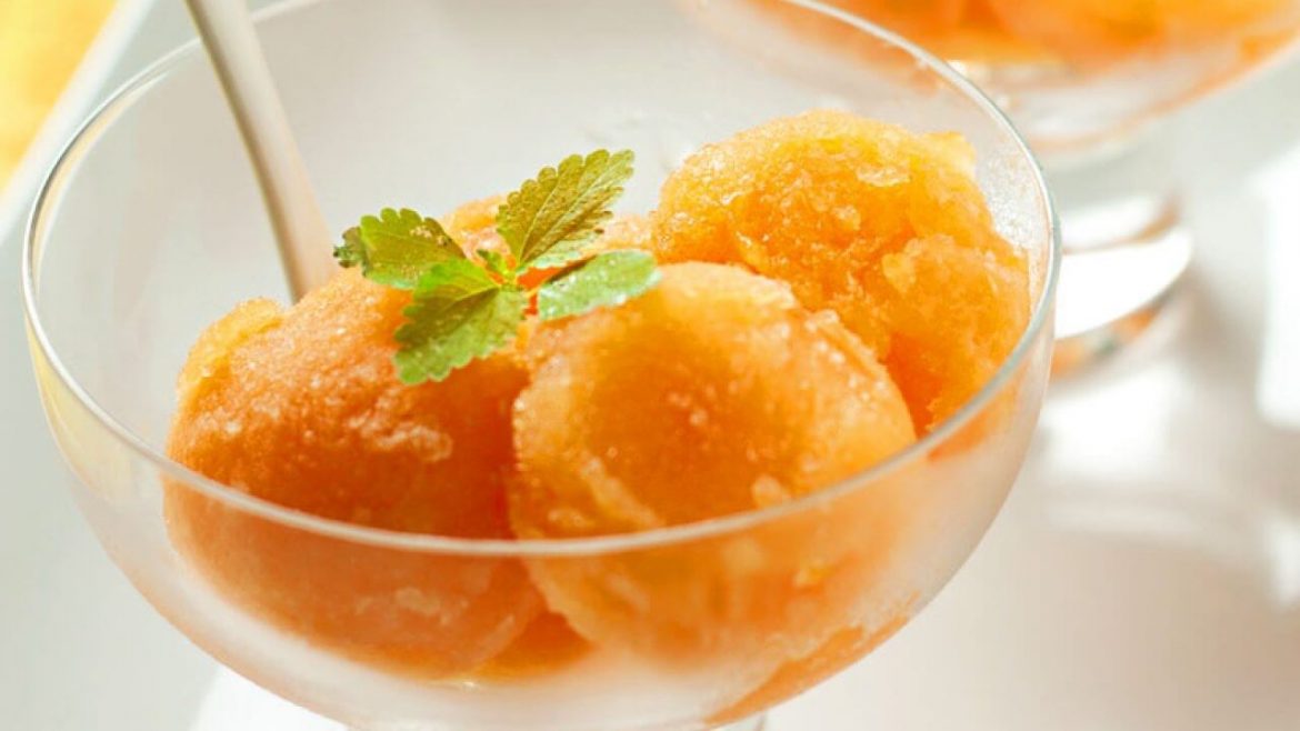 Melonensorbet: Dessert Rezept der italienischen Küche