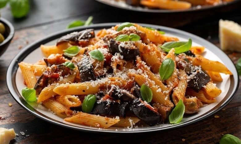 typische Gerichte aus Sizilien - Pasta alla Norma
