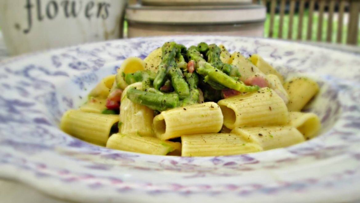 Spargel mit Pecorino Original Rezept