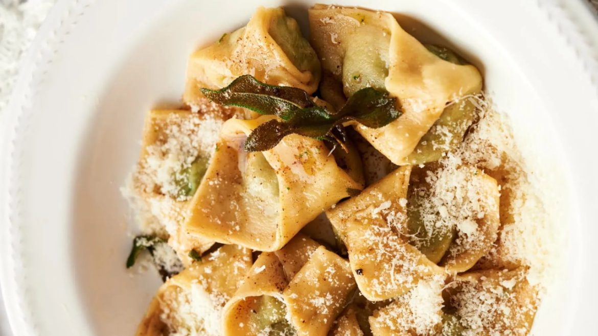 Spinat Ricotta Tortelloni - Original Rezept der italienischen Küche