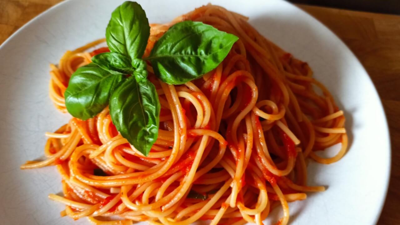 Spaghetti mit Tomatensauce: Der Klassiker aus Italien