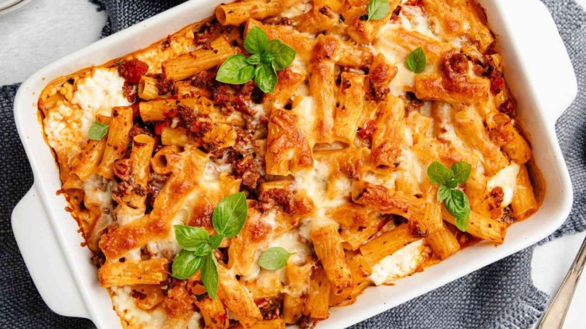 Überbackene Penne aus dem Ofen